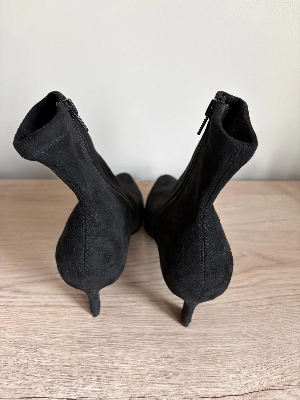 Steve Madden Black Suede Pointed Toe Ankle Boots with Kitten Heel